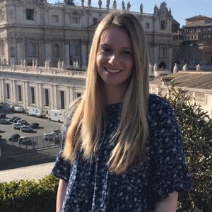 Meet your Posher, Hailey